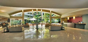 Holiday Inn Cairns Hotel